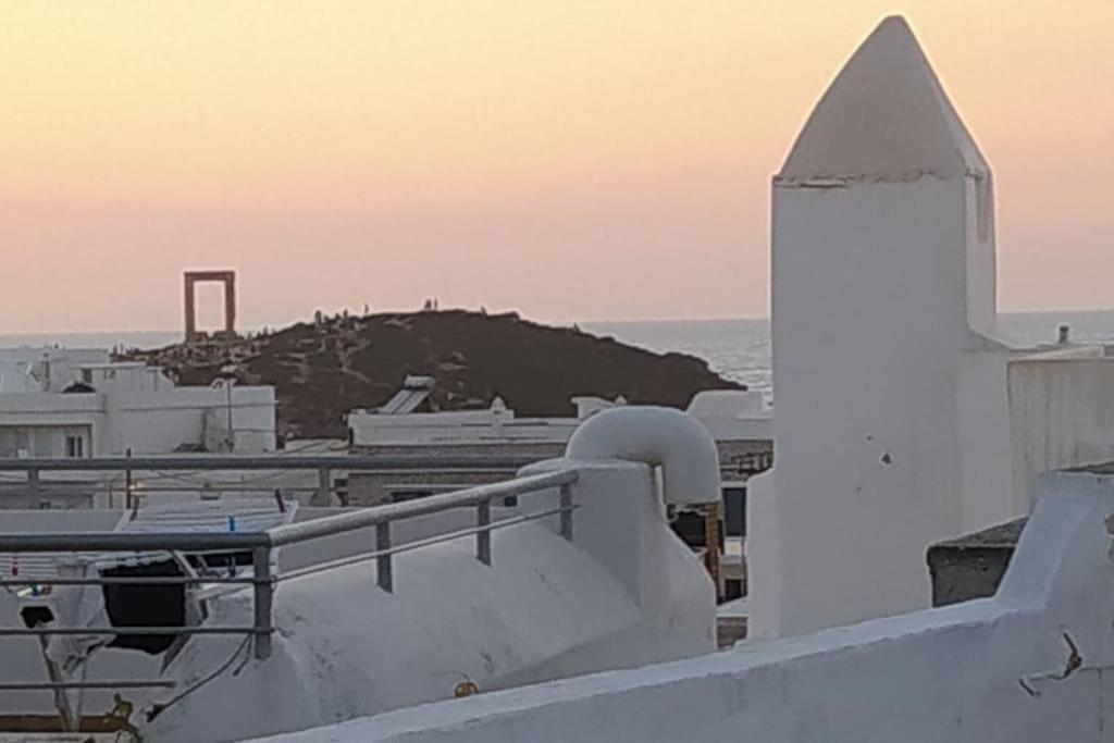 Naxion Esti - Διαμονή Στην Παλιά Χώρα Της Νάξου Villa Naxos City Екстериор снимка