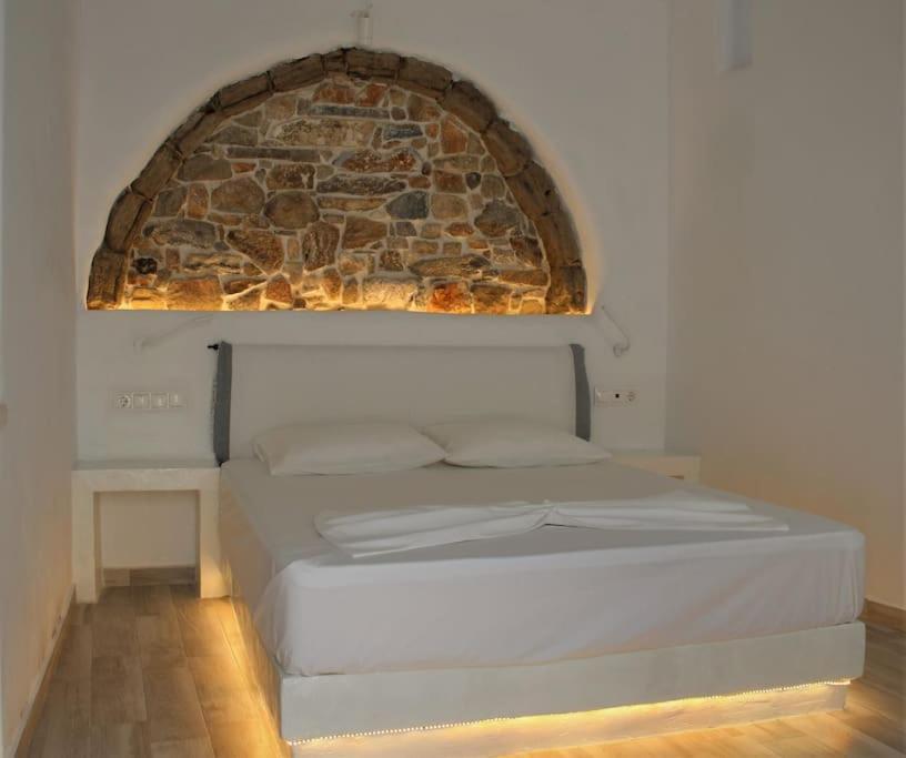 Naxion Esti - Διαμονή Στην Παλιά Χώρα Της Νάξου Villa Naxos City Екстериор снимка